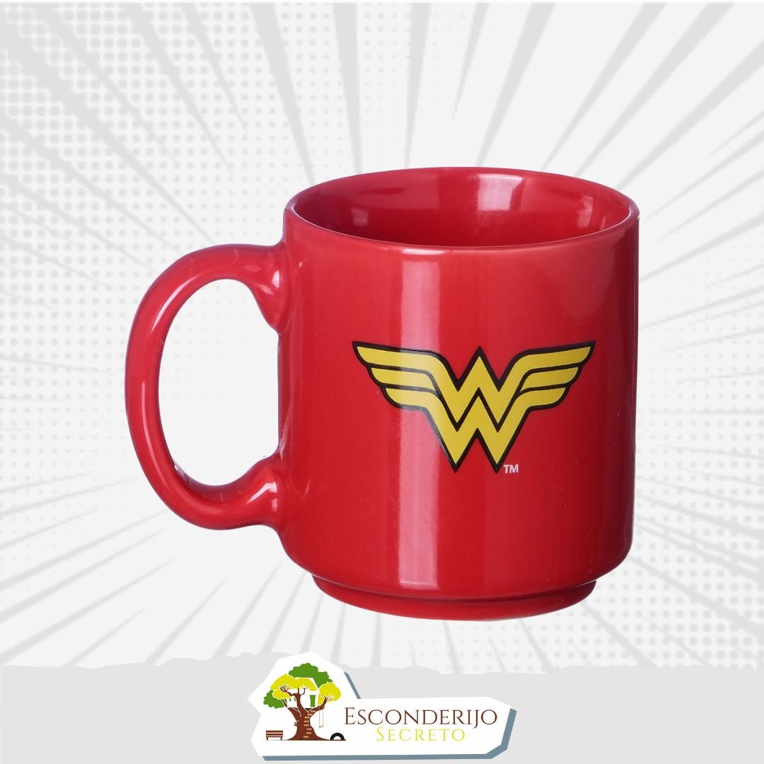 Caneca Mini Tina 100ml Mulher Maravilha